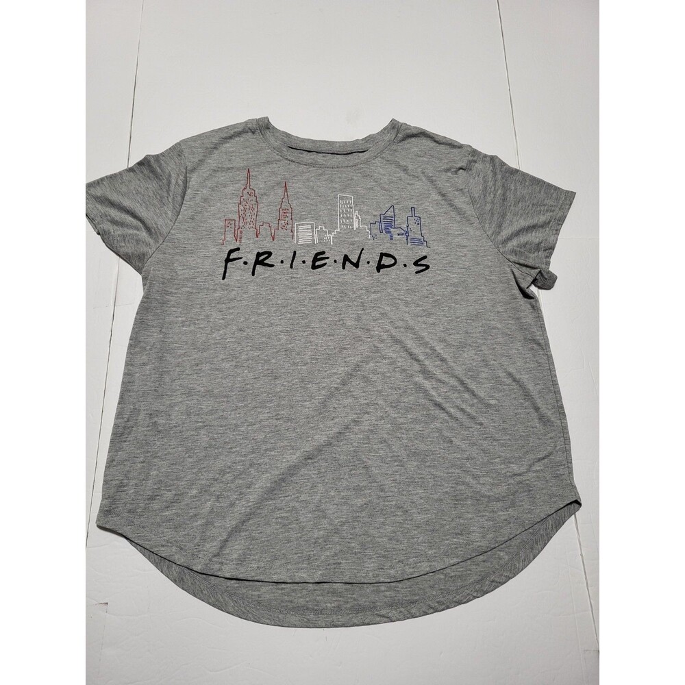 (#L6) Friends TV Show Skyline Graphic T-Shirt Size Women's XXL (19) Short Sleeve